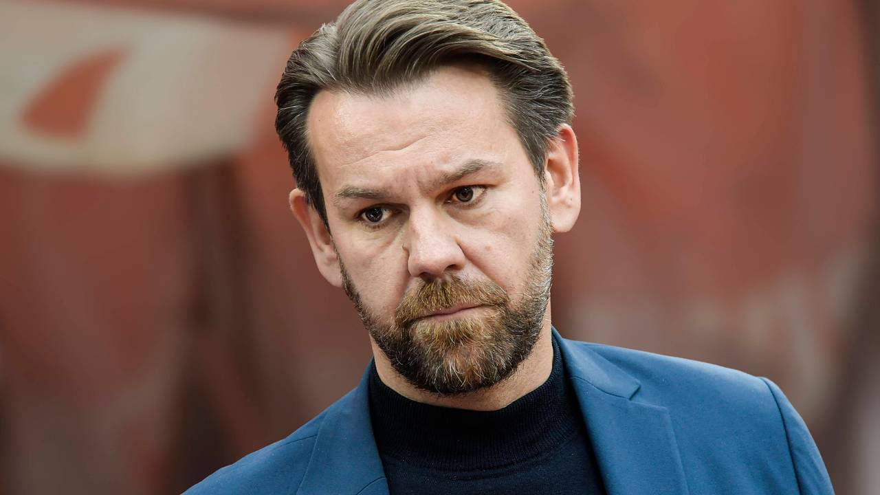 Thomas Kessler am Spielfeldrand.