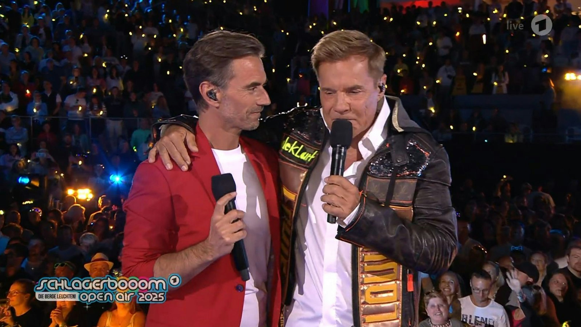 Das Titanentreffen beim „Schlagerbooom“ (ARD) blieb zwischen Florian Silbereisen und Dieter Bohlen friedlich. Statt Stress gab's Umarmungen und ein Rock-Duett. (Bild: ARD)