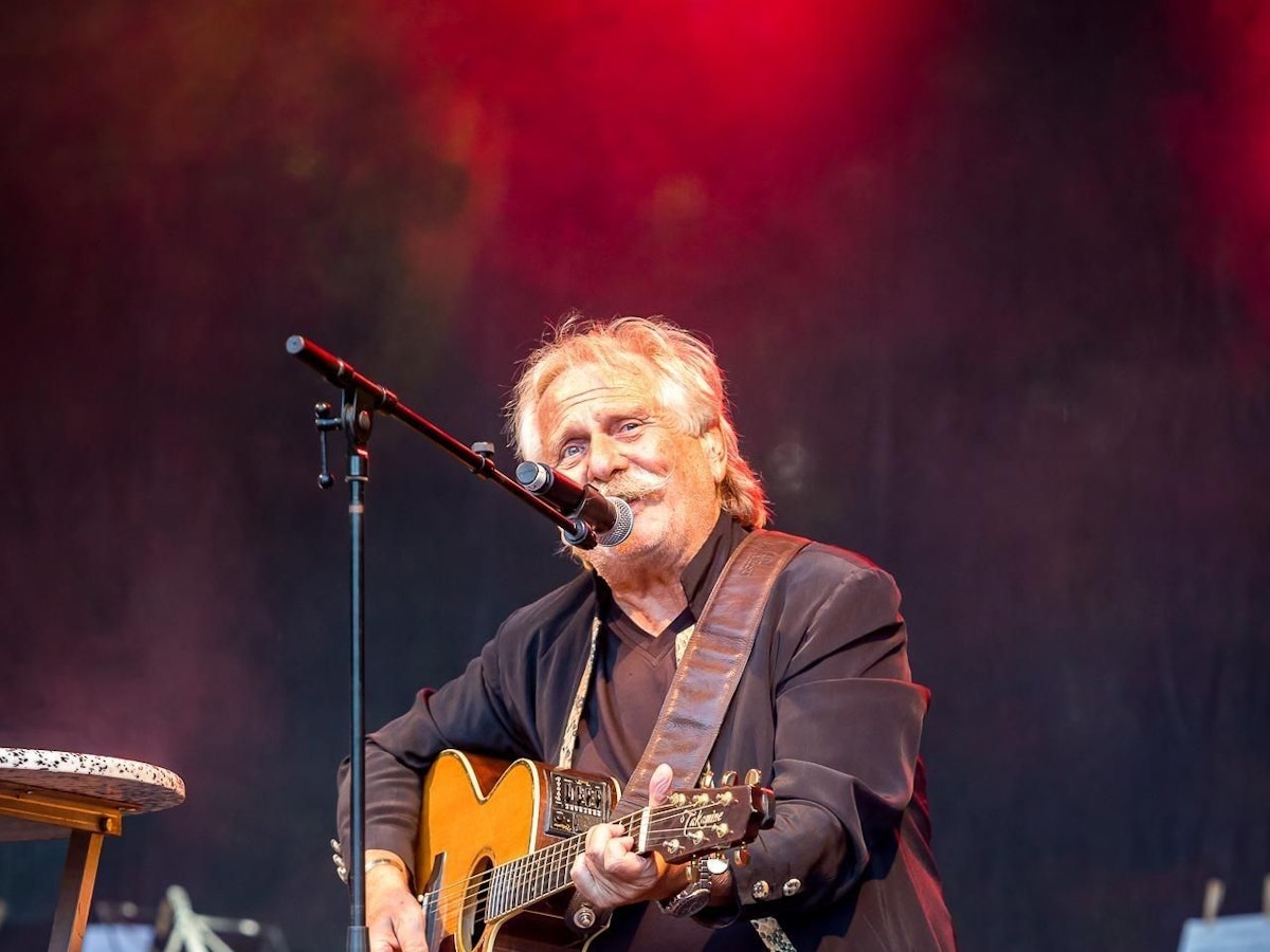 Henning Krautmacher beim Konzert in Schlebusch.
