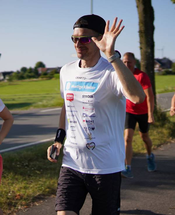 Sascha Gramm läuft für Mutige Kinder.