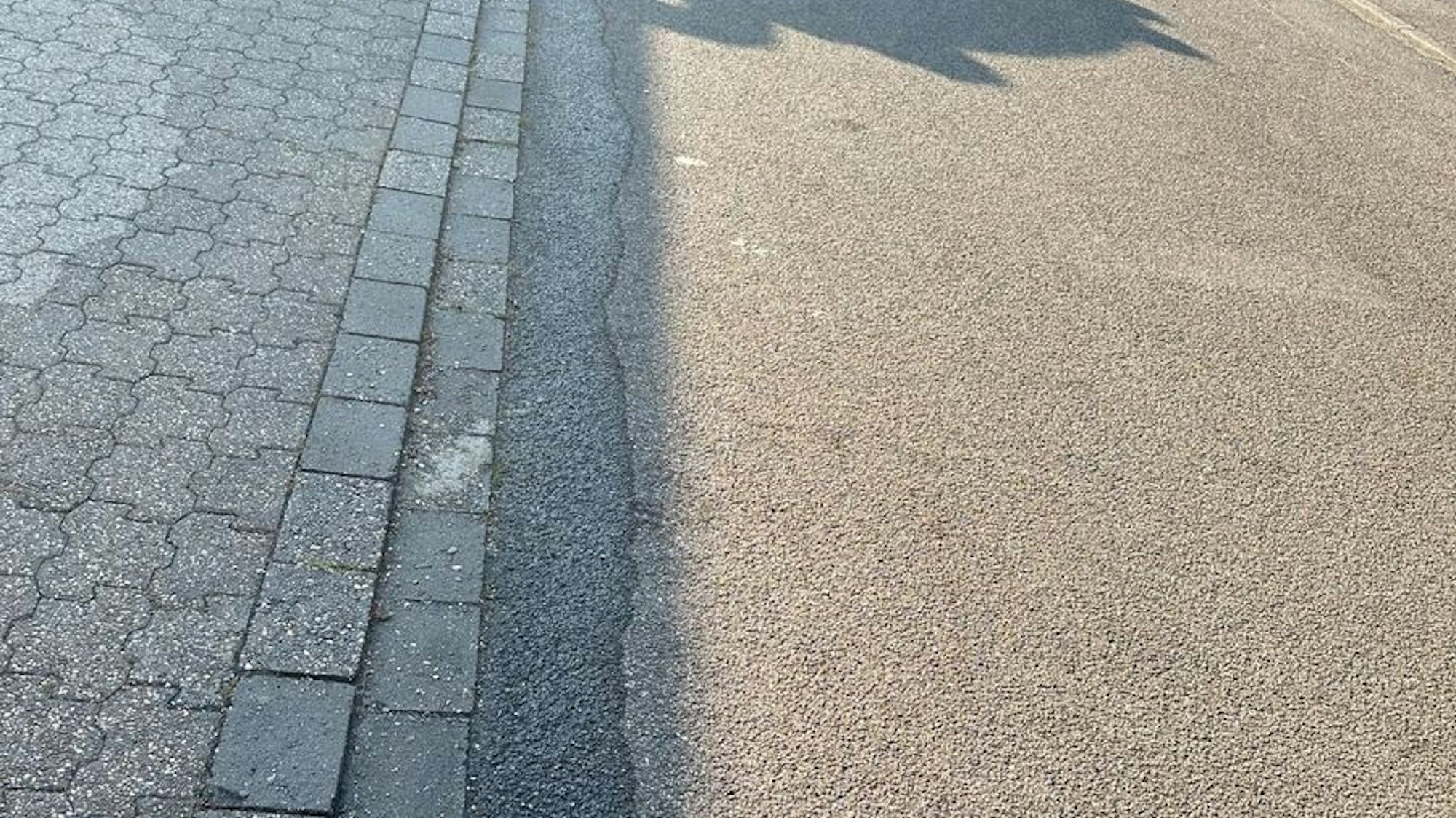 Einsatzfahrzeug der Feuerwehr Xanten bei einem der zahlreichen Einsätze am Fronleichnamswochenende