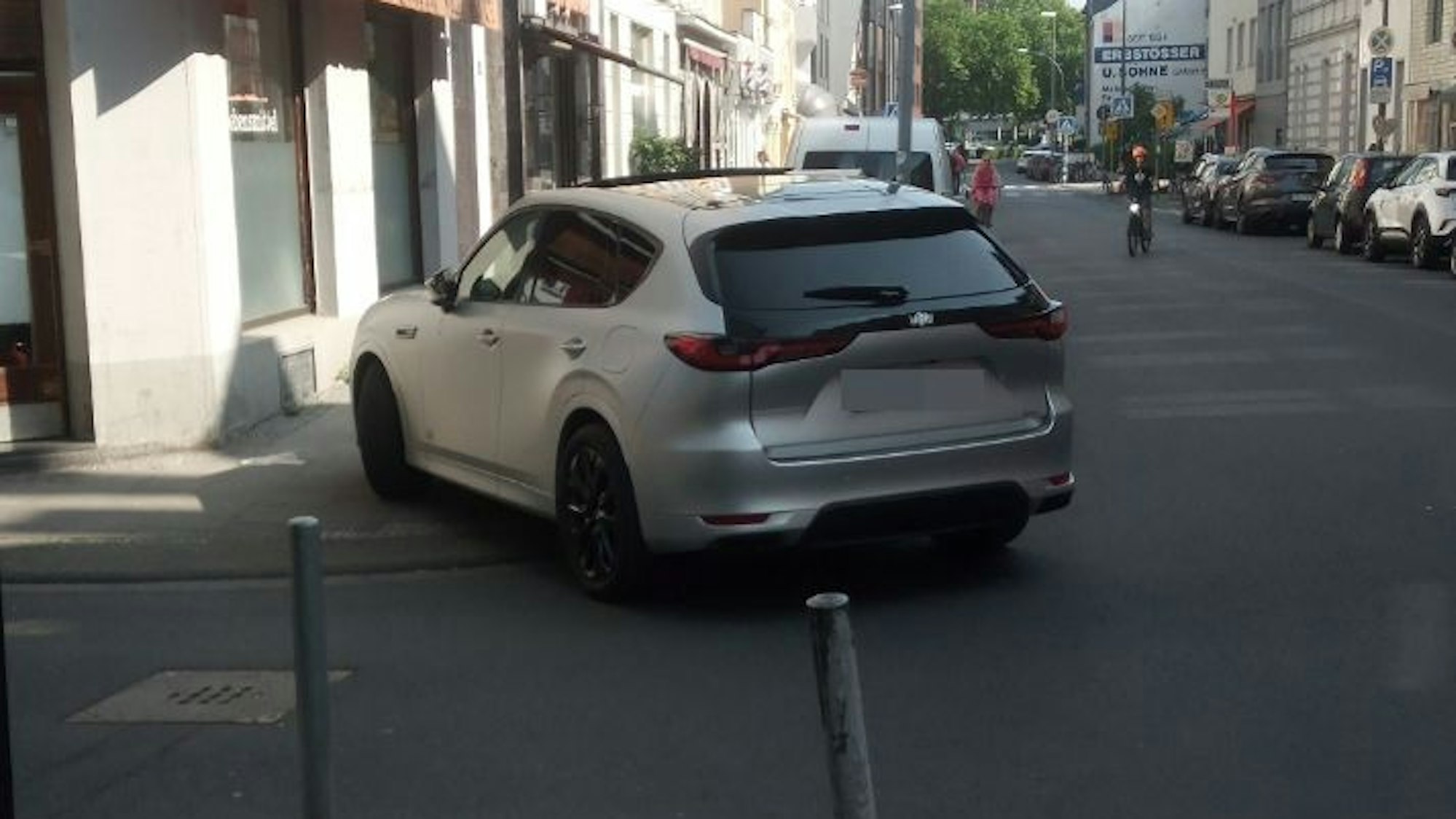 Dieser Falschparker wurde in der Kölner Südstadt gesichtet.