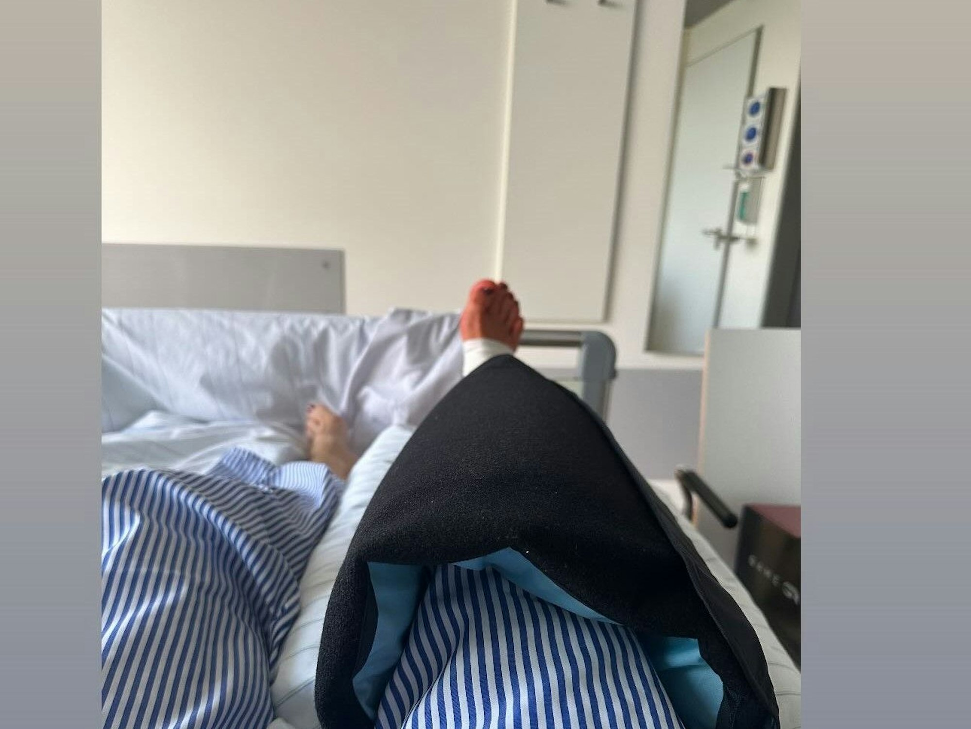 Die „Punkt 12“-Moderatorin Katja Burkard musste operiert werden.