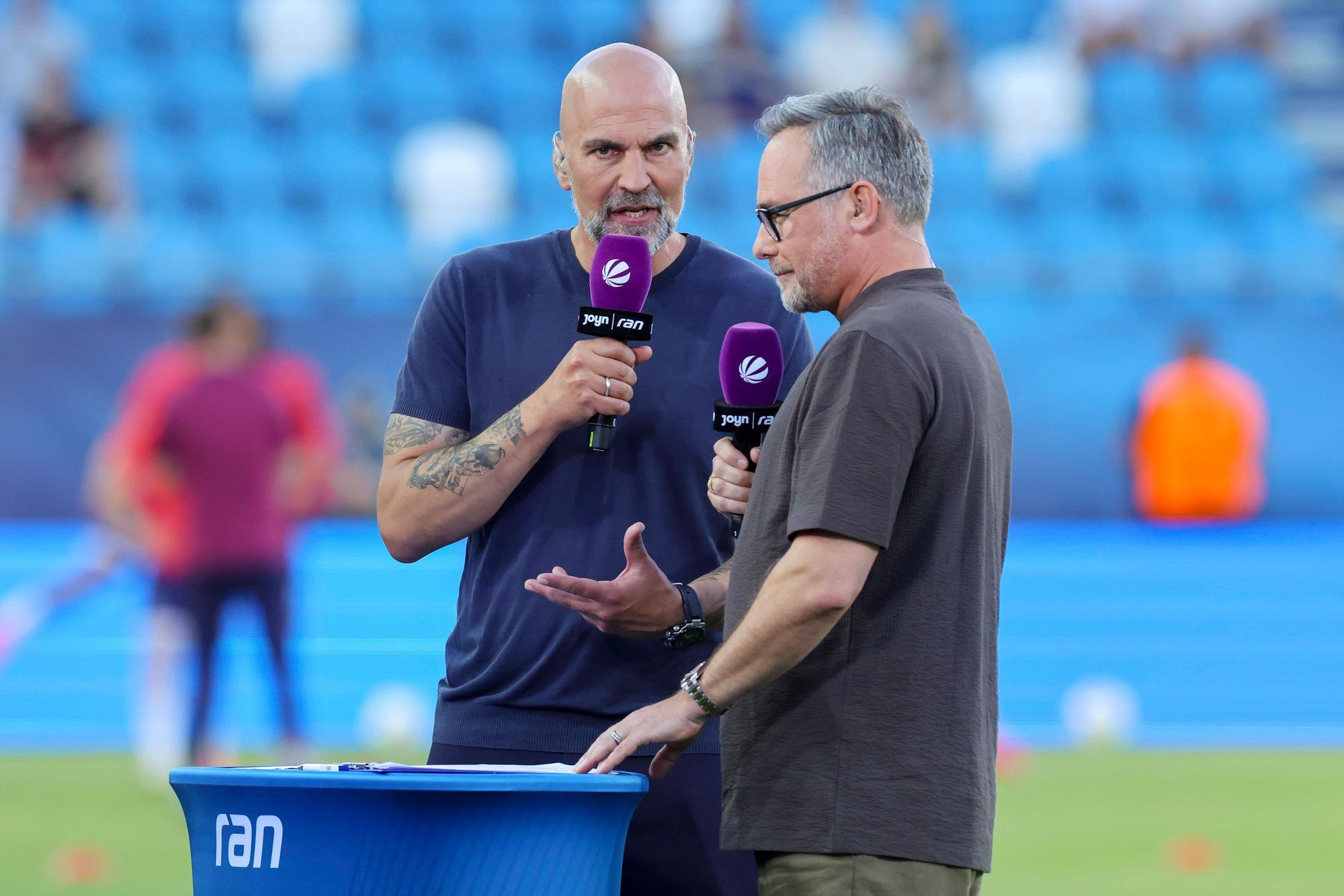 TV-Experte Markus Babbel (l.) am 18. Juni gemeinsam mit Moderator Matthias Opdenhövel.