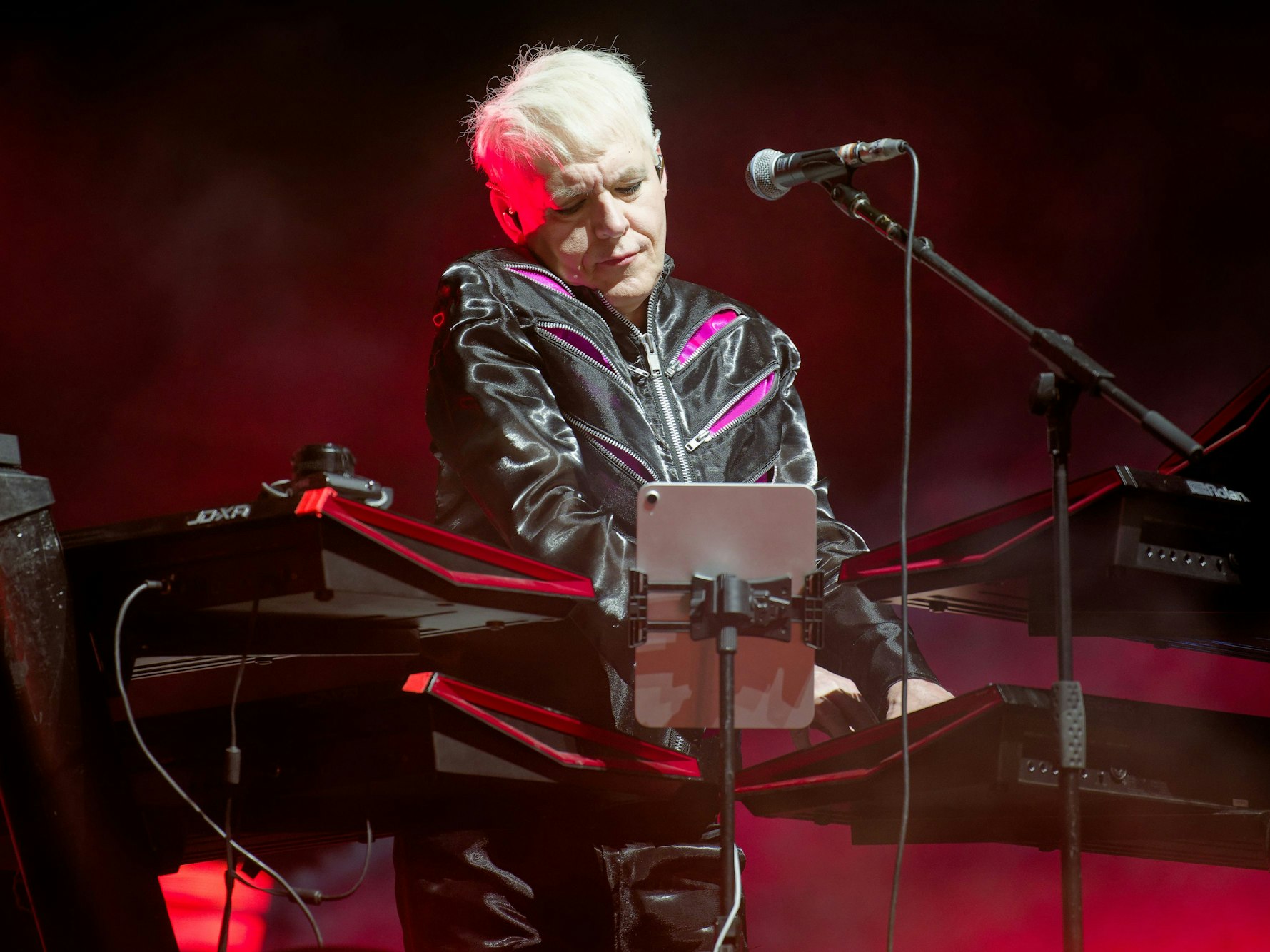Der Keyboarder Nick Rhodes von Duran Duran beim Konzert.