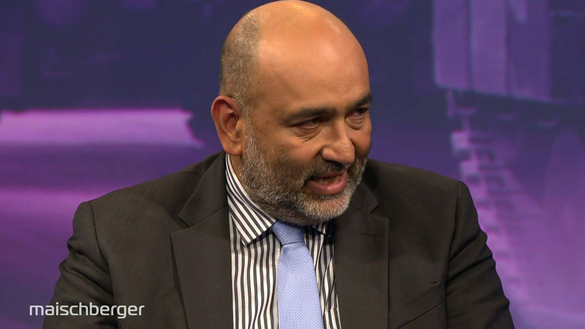 Bundestagsvizepräsident Omid Nouripour von den Grünen warnte vor einer möglichen Hinrichtungswelle im Iran. (Bild: ARD/WDR/Vincent productions)