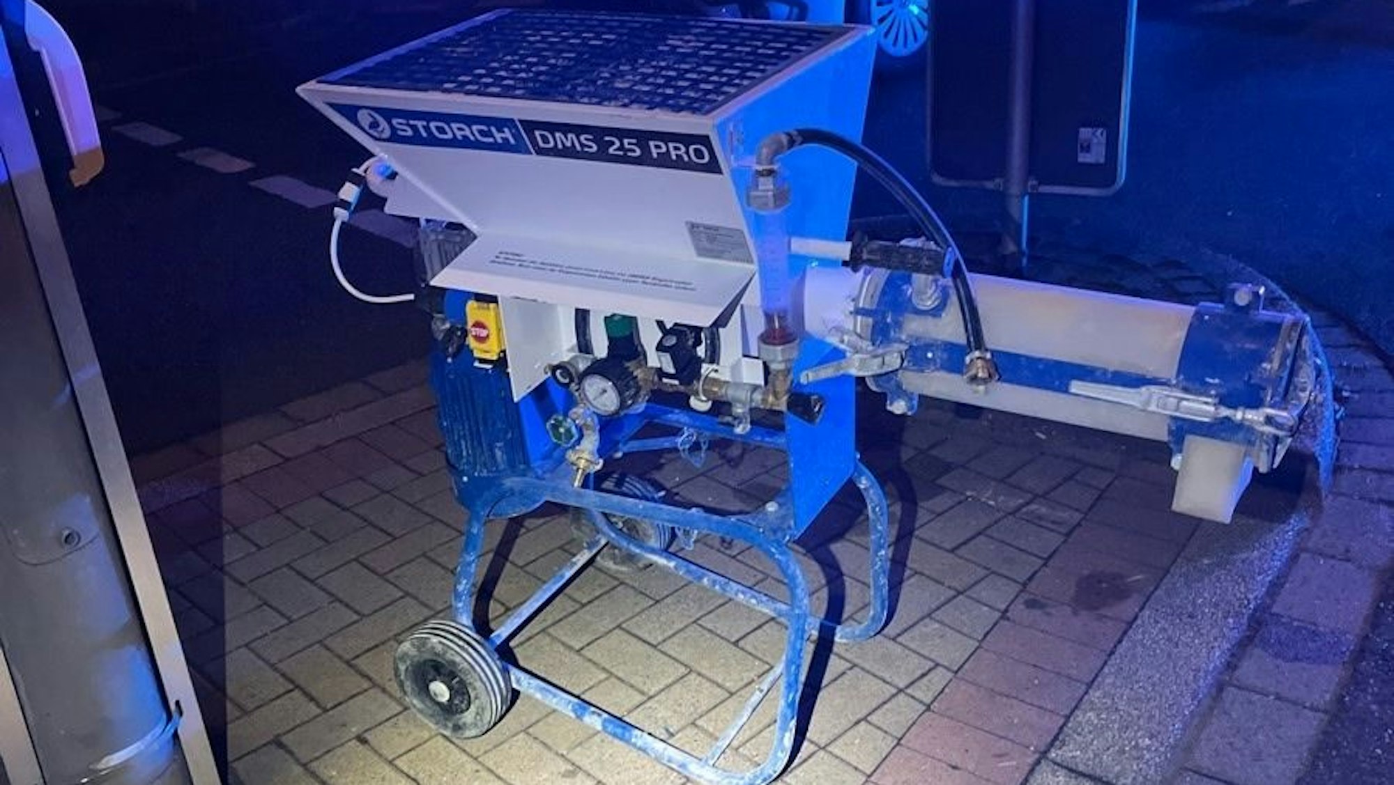 Durchlaufmischer für Trockenmörtel, Modell Storch DMS 25 Pro, der bei einem versuchten Diebstahl in Dortmund sichergestellt wurde.