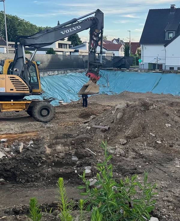 Bei Bauarbeiten in Siegburg wurde eine Fliegerbombe in einer Baugrube gefunden.