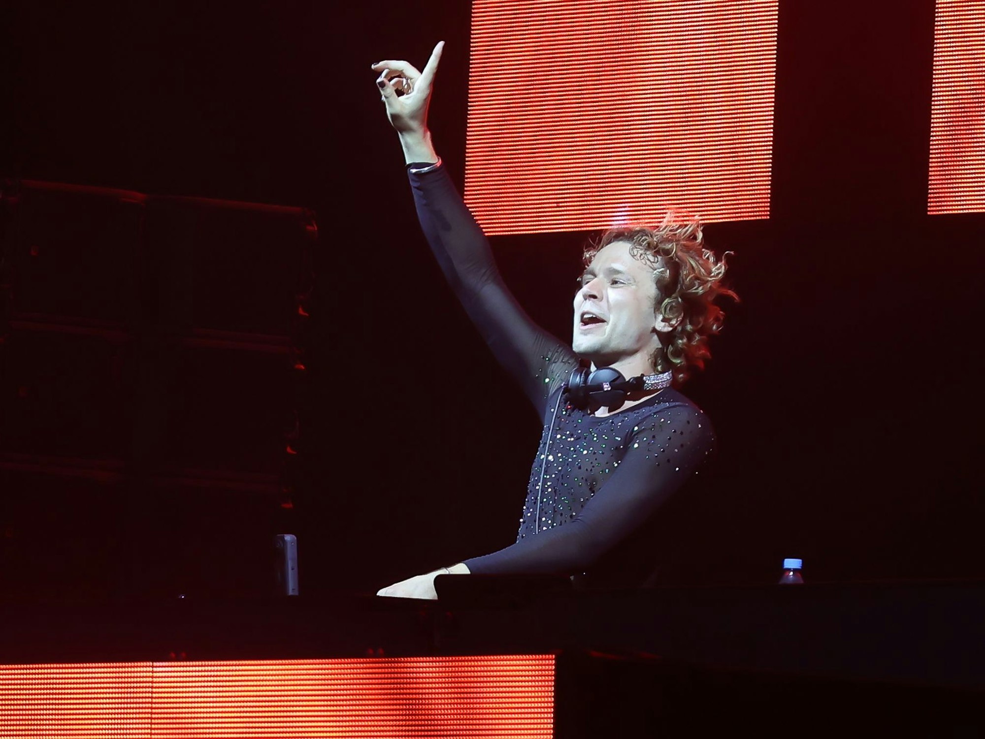 DJ Felix Jaehn legt beim „Rainbow Festival“ auf.