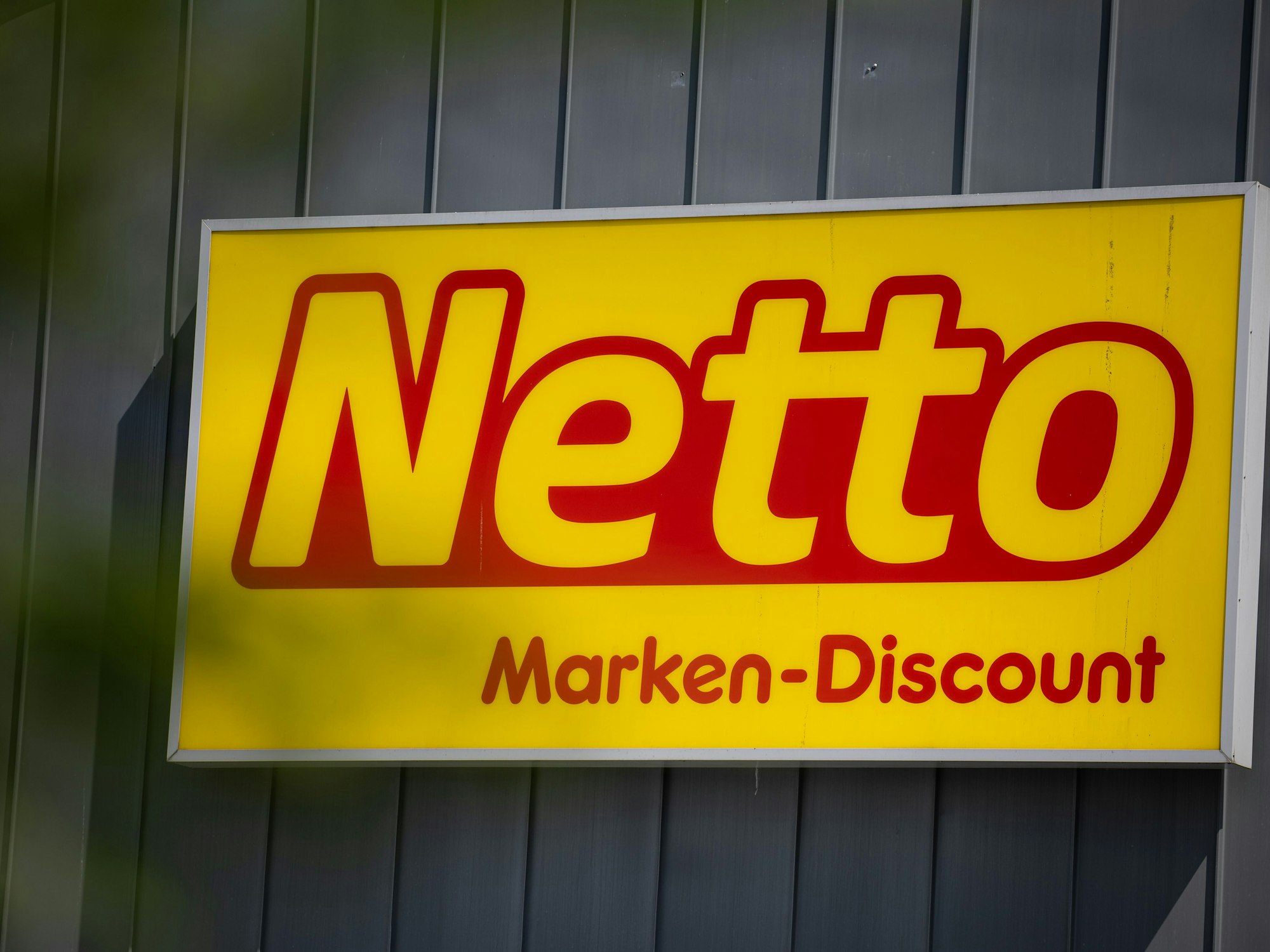 Es wird vor bestimmten Pistazien gewarnt, die beim Lebensmitteldiscounter Netto verkauft wurden (Symbolbild).