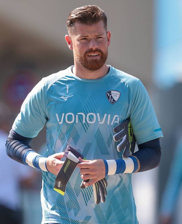 Timo Horn am 25. Juni 2025 vor einer Trainingseinheit beim VfL Bochum.