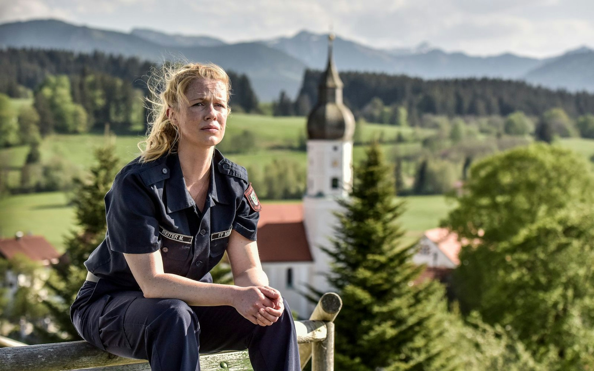 Seit 2016 verkörperte Christine Eixenberger die Feuerwehrfrau Marie in „Marie fängt Feuer“. Im Mai wurde die Serie allerdings wegen sinkender Quoten abgesetzt. (Bild: ZDF/Susanne Bernhard)
