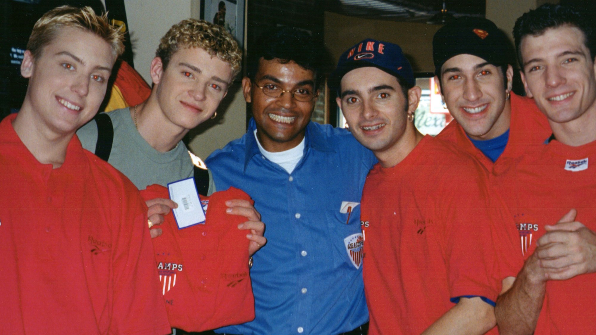 Die Band NSYNC zu Besuch im Joe Champs in Köln.