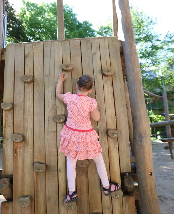 Ein Spielplatz in Köln. Bald sollen sie „Aktion- und Spielfläche“ heißen.