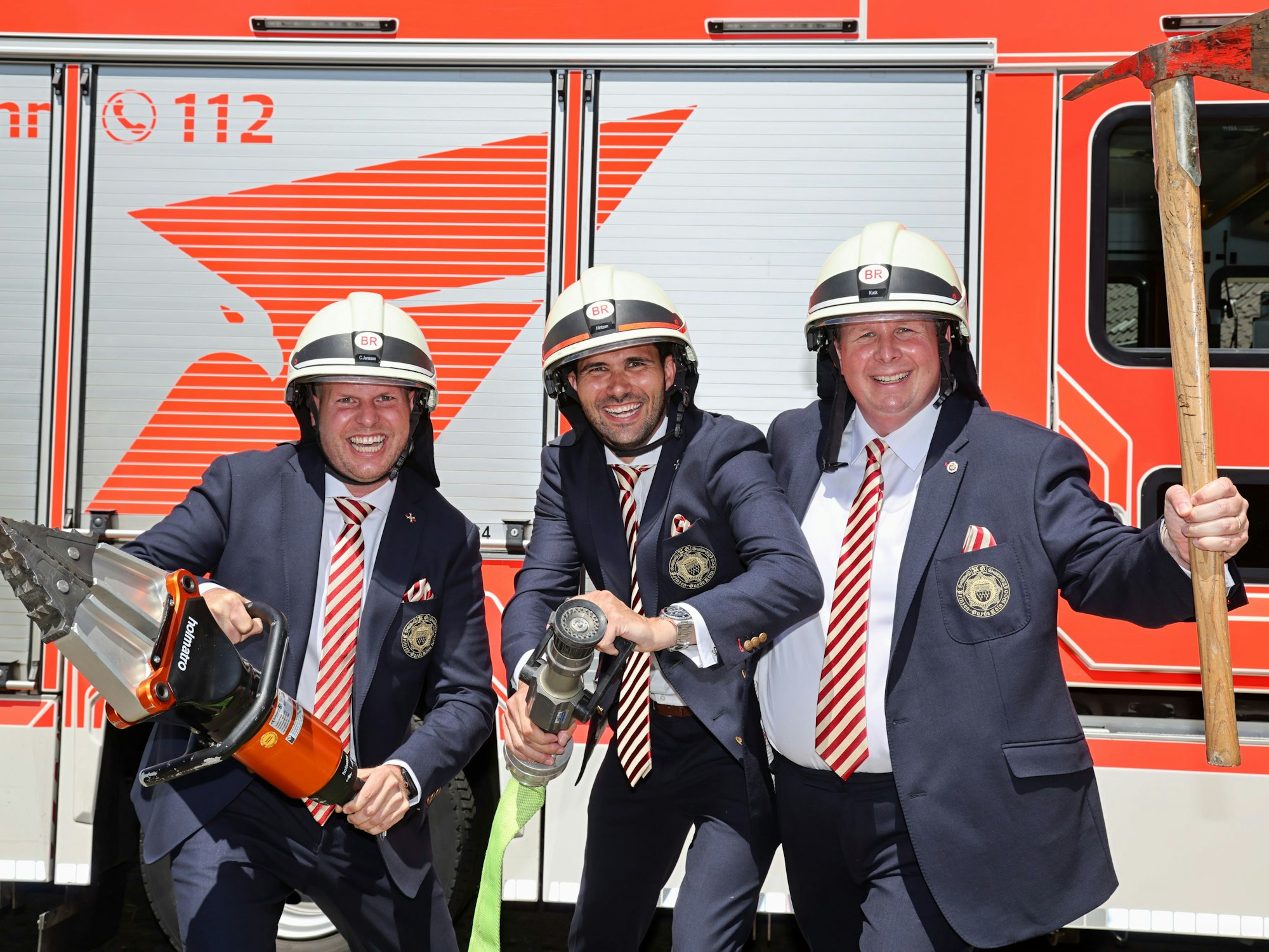 Jungfrau Aenne, Prinz Niklas I. und Bauer Clemens – das designierte Kölner Dreigestirn der Session 2026.