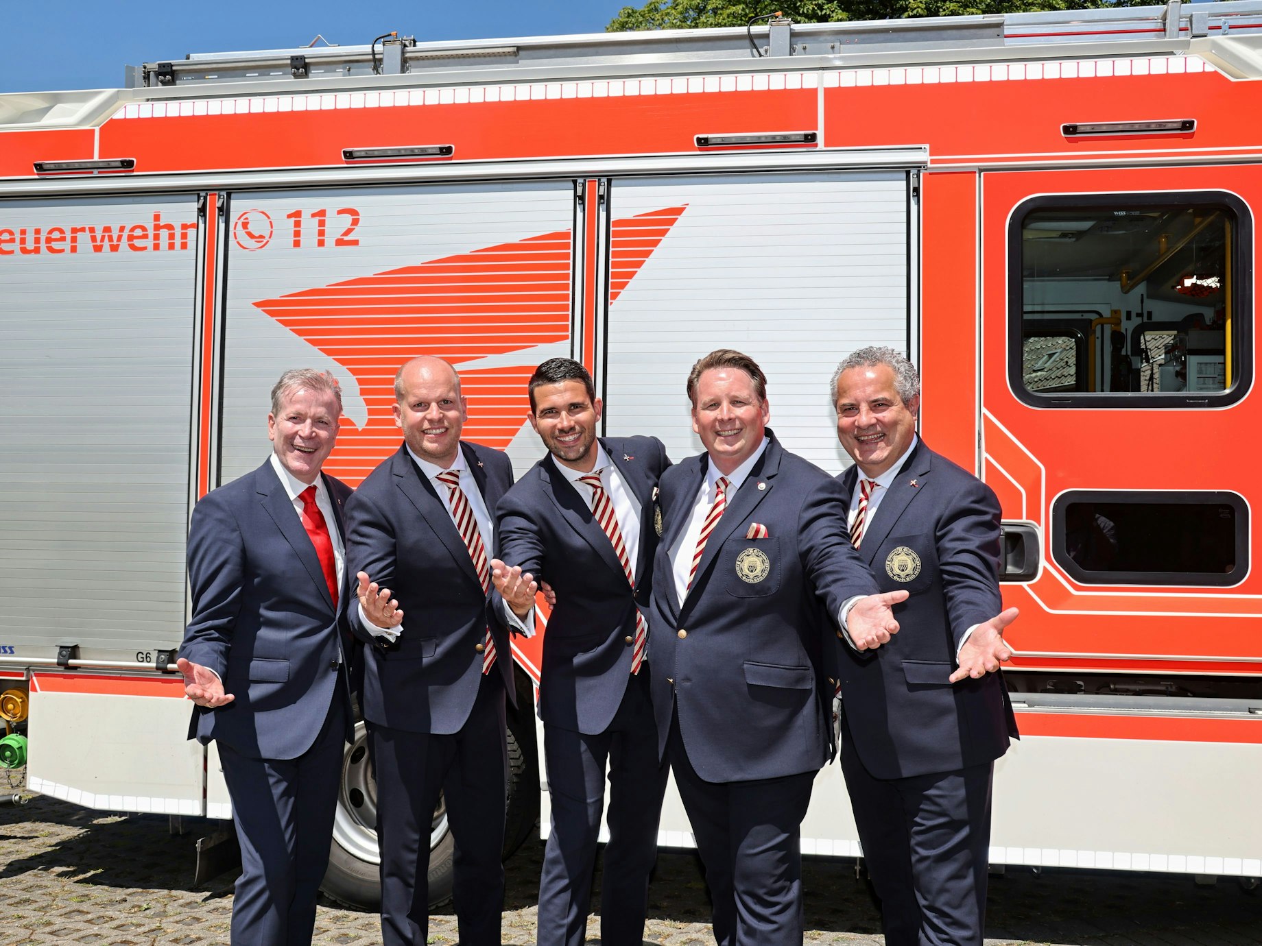 Das designierte Kölner Dreigestirn mit Christoph Kuckelkorn und Dino Massi.