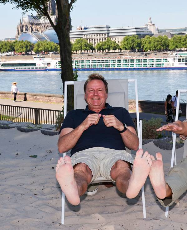 Mirko Bäumer und Pit Hupperten von den Bläck Fööss im Beachclub.