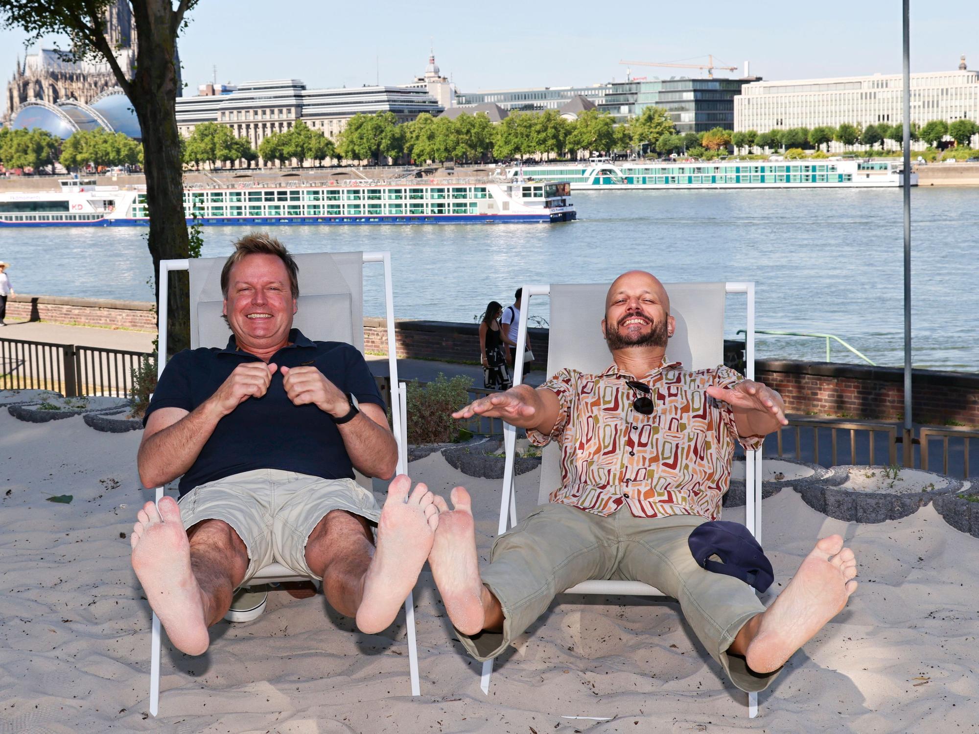 Mirko Bäumer und Pit Hupperten von den Bläck Fööss im Beachclub.