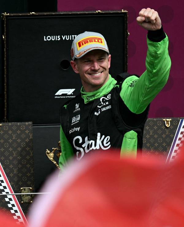 Nico Hülkenberg ballt die Faust.
