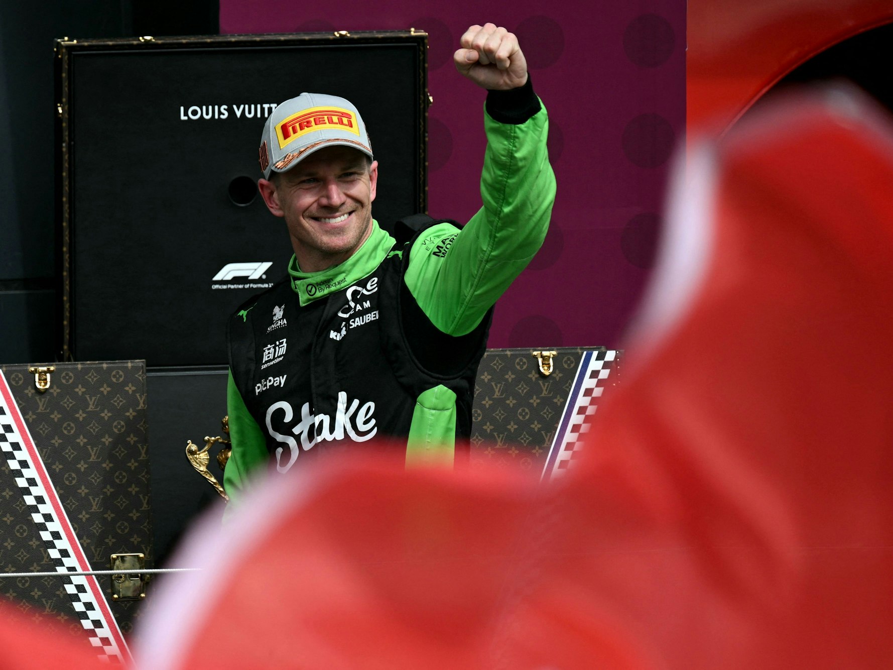 Nico Hülkenberg ballt die Faust.