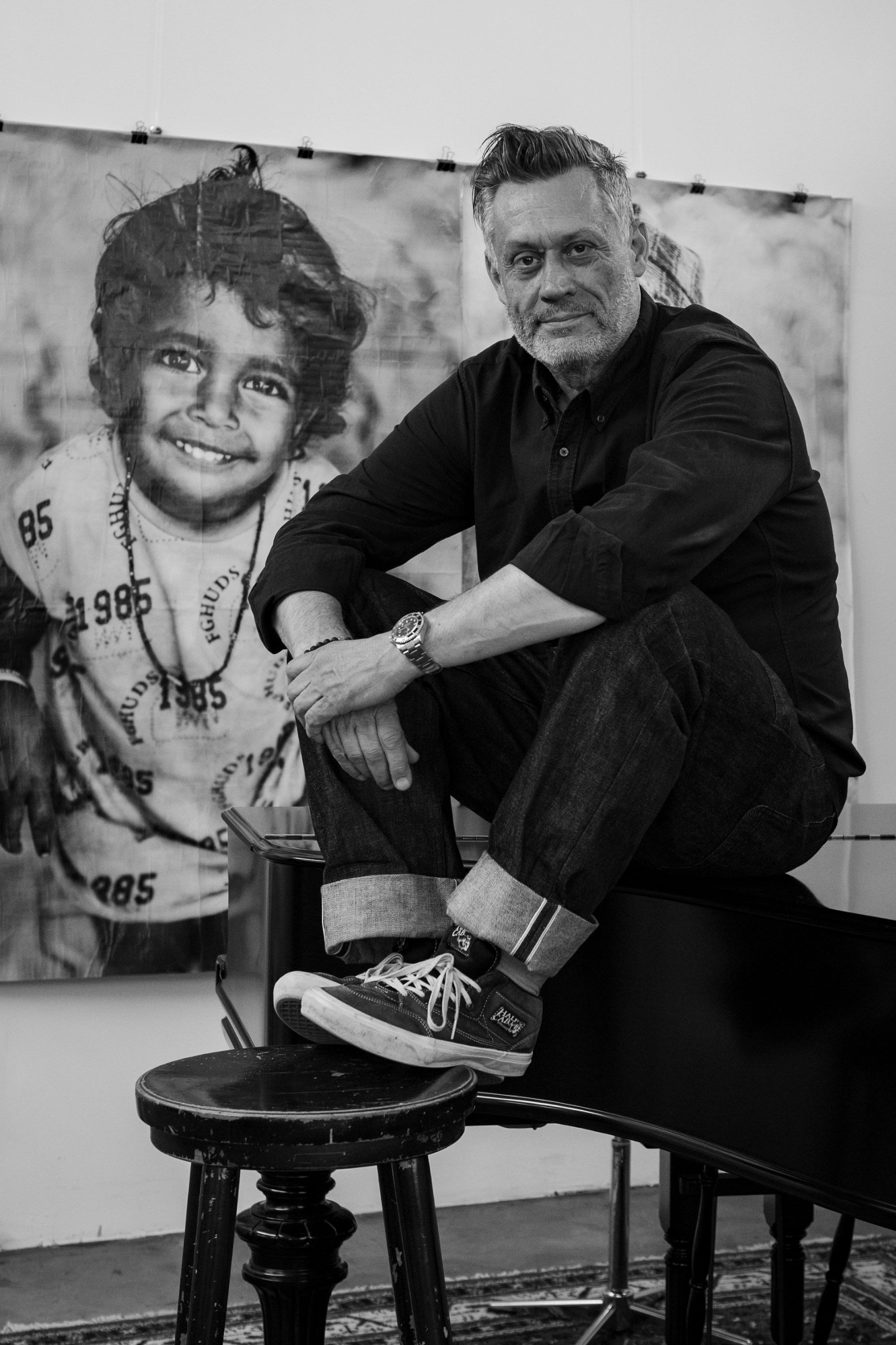 Fotograf Markus Bronold mit Hocker