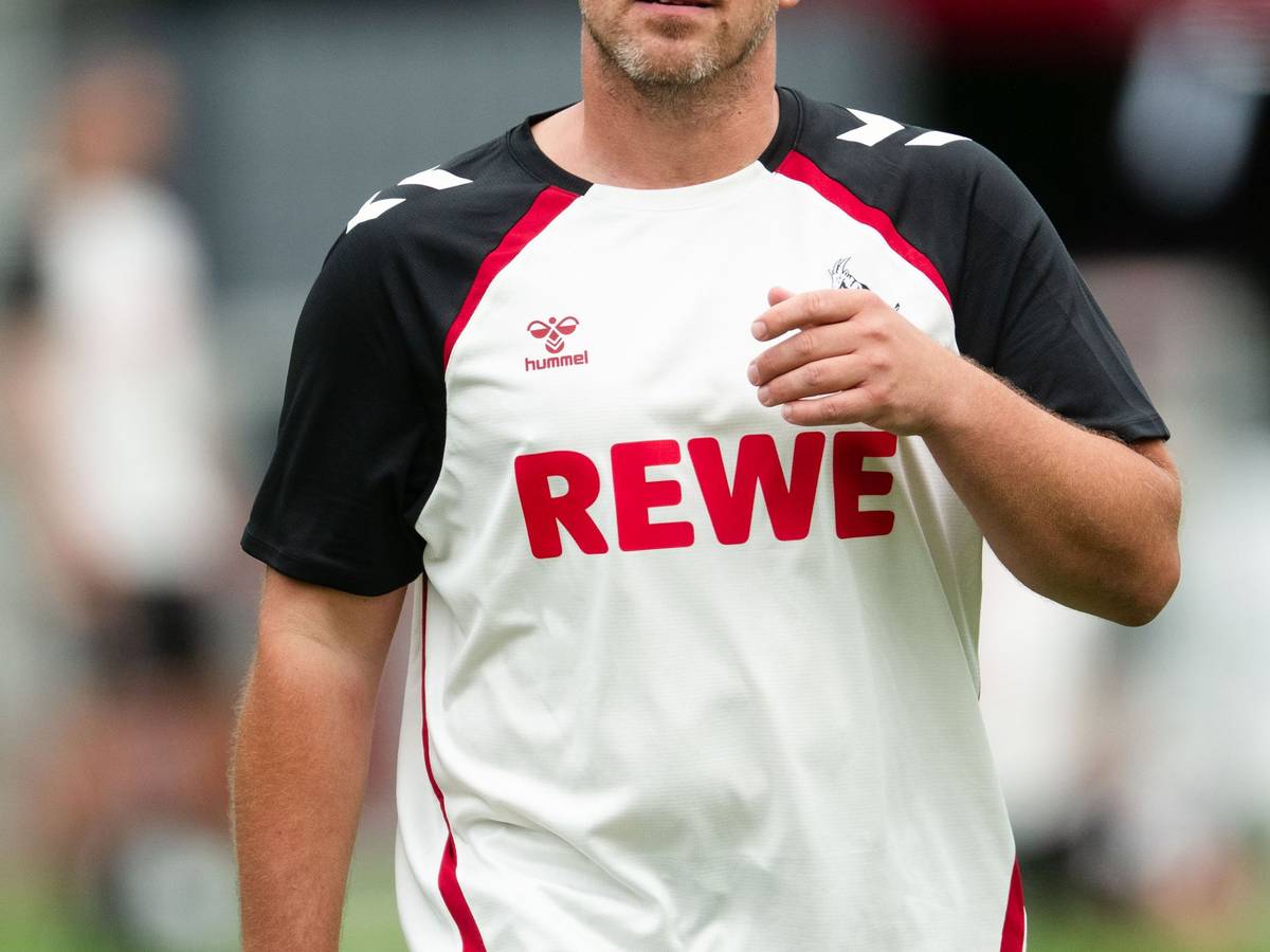 Lukas Kwasniok während des FC-Trainings.