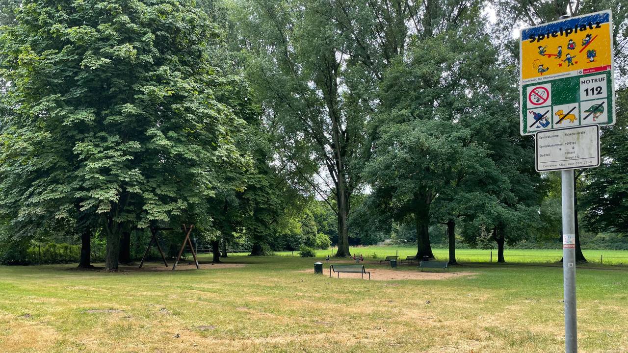 Der Spielplatz an der Hubertusstraße in Köln-Flittard ist inzwischen sehr trostlos.