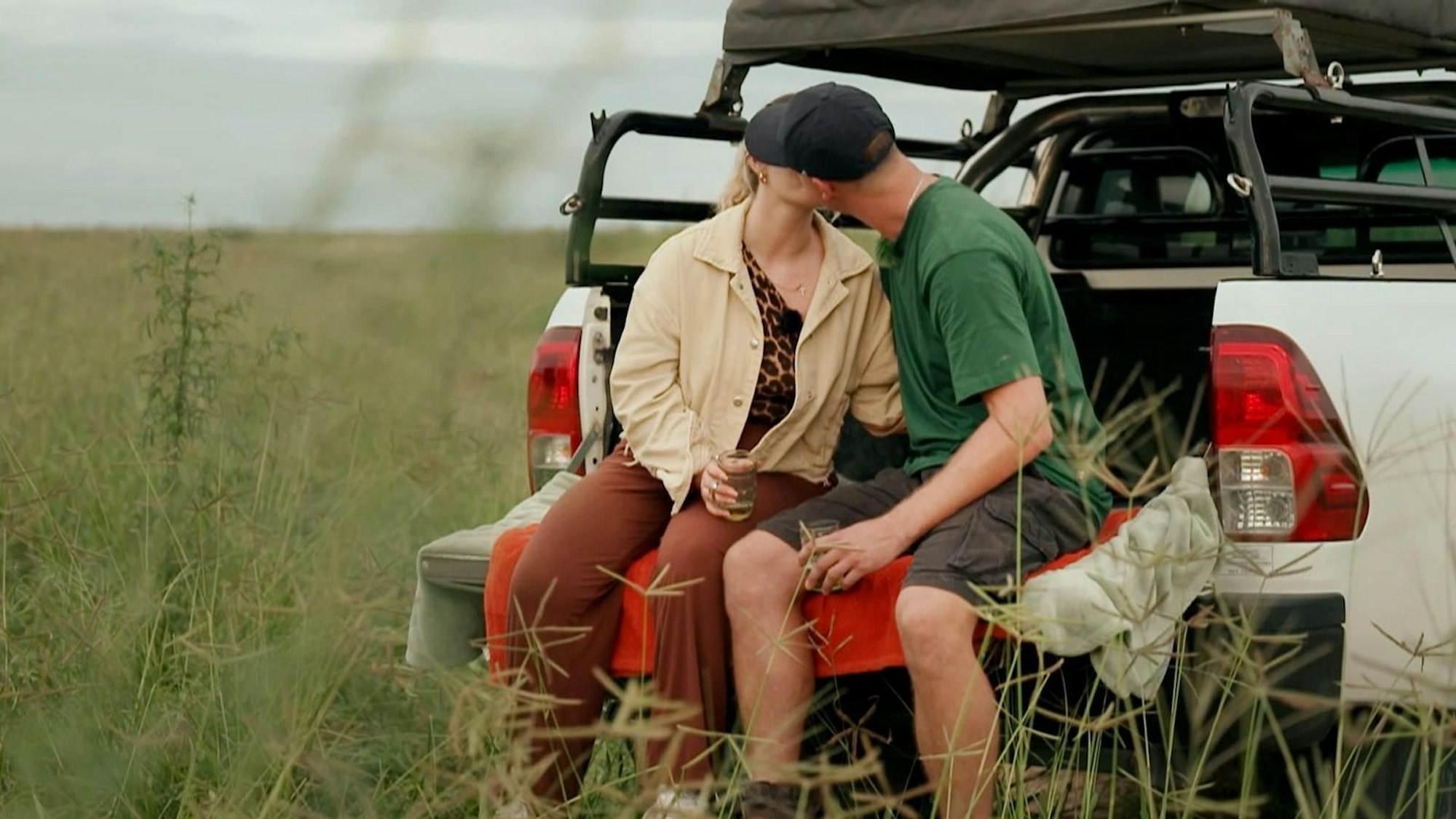 Auch Bauer Björn hofft in Namibia auf eine Zukunft mit Lea. (Bild: RTL)