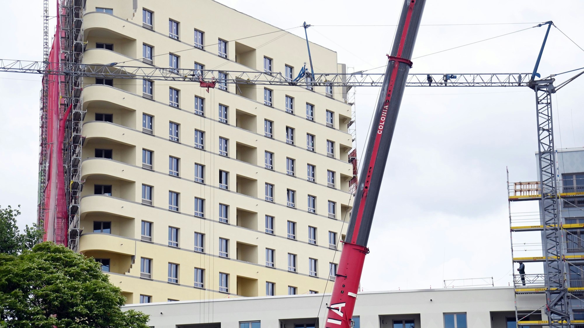 In der Sechtemer Straße entstehen die ersten Wohnungen der Parkstadt Süd.