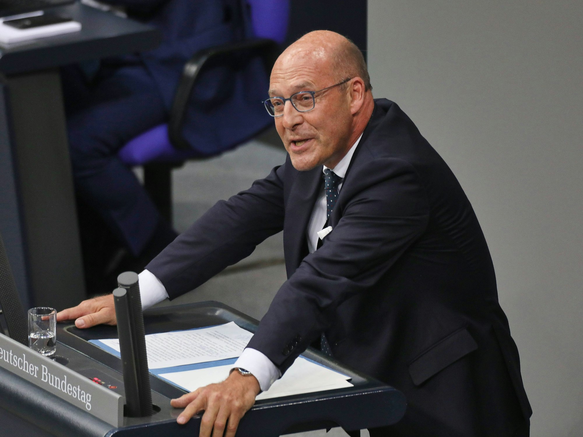 Alexander Wolf (AfD) sorgte mit seiner Rede am 11. Juli im Bundestag für einen Eklat.