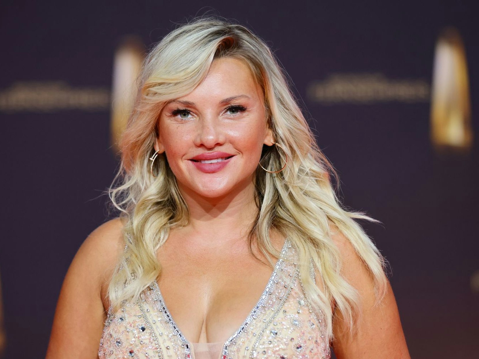 Im neuen, gemeinsamen Podcast mit Laura Karasek hat Evelyn Burdecki von einer dramatischen Begegnung mit einem heimlichen Verehrer berichtet. (Bild: 2024 Getty Images/Joshua Sammer)