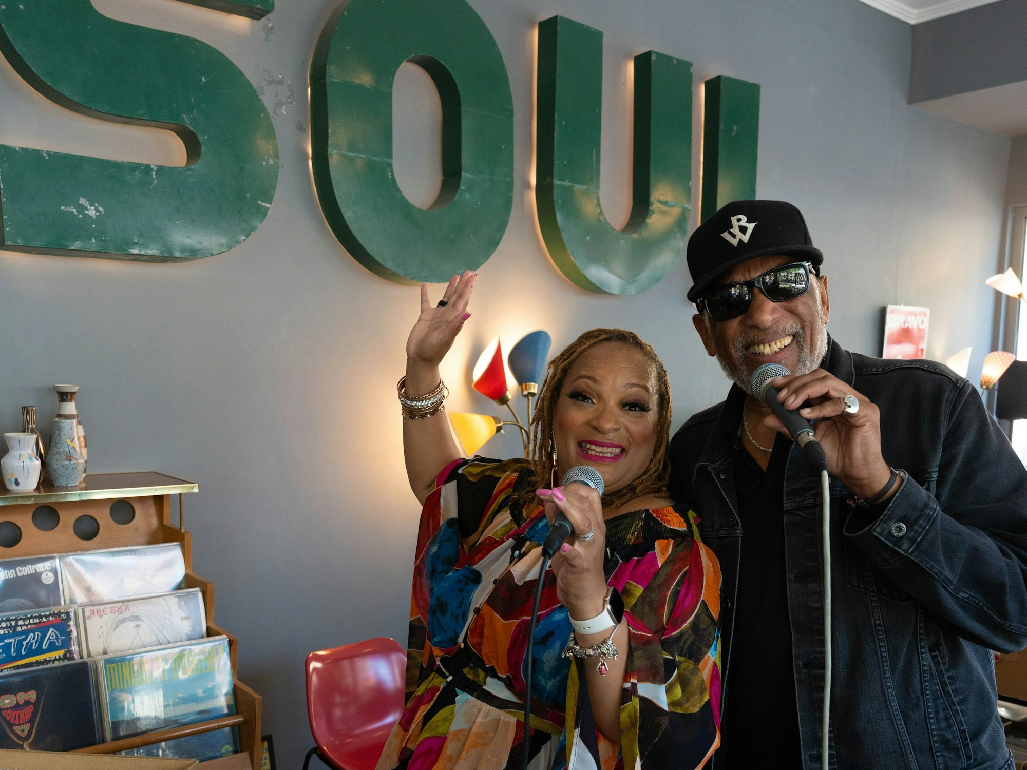 Sängerin Darnita und Ron Williams