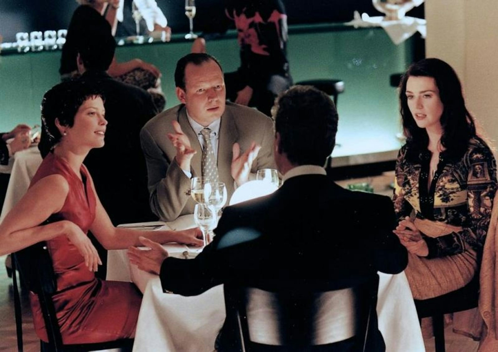 In Sönke Wortmanns Episodenfilm „St. Pauli Nacht“ (1999) hatte Valerie Niehaus (links) eine kleine Rolle. (Bild: Buena Vista)
