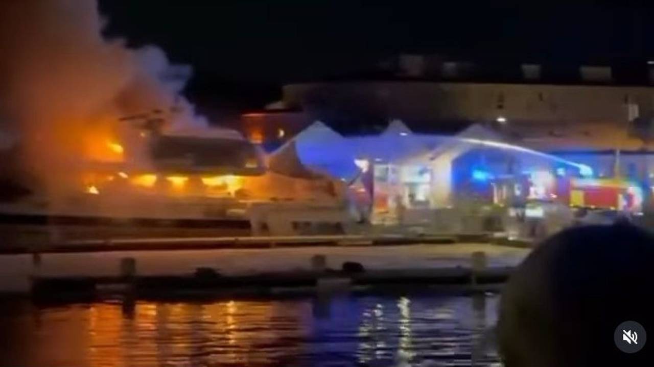 Carmen Geiss postete ein Video einer brennenden Yacht im Hafen von Saint-Tropez.