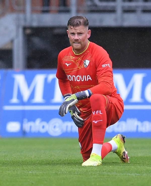 Torhüter Timo Horn am 6. Juli 2025 im Testspiel gegen den Wuppertaler SV.