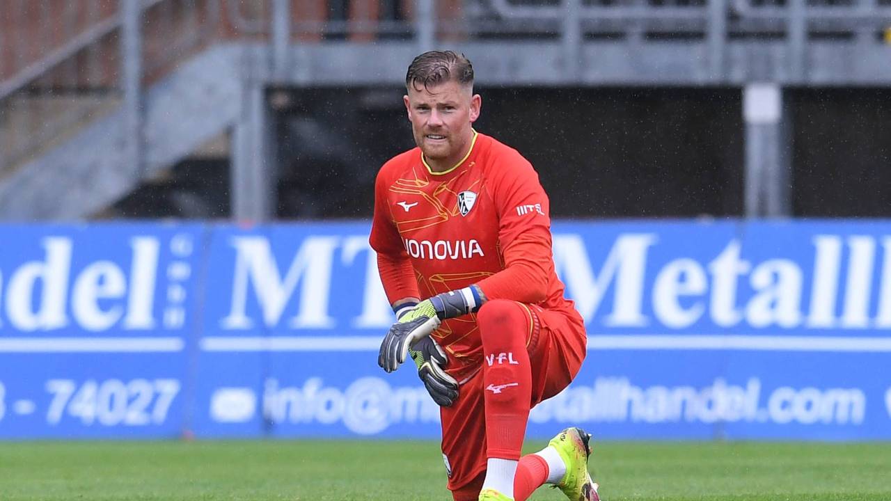 Torhüter Timo Horn am 6. Juli 2025 im Testspiel gegen den Wuppertaler SV.