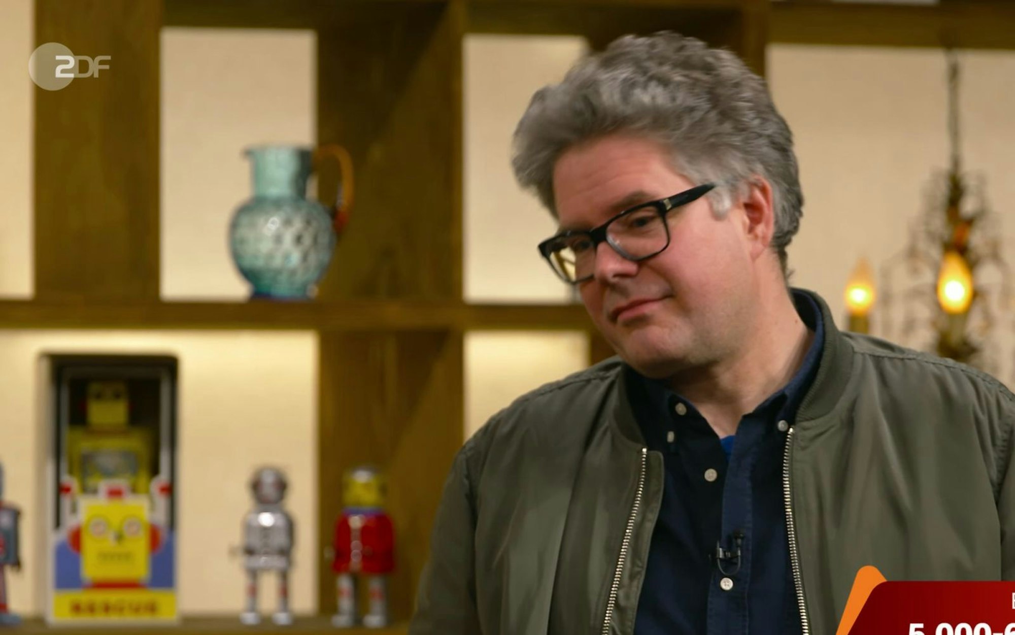 Experte Deutschmanek schätzte den Wert der Uhr „in dem Zustand“ etwas niedriger ein, als den Wunschpreis von Verkäufer Christian. (Bild: ZDF)