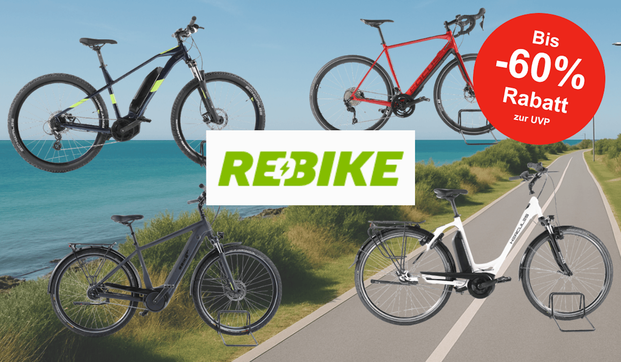 Verschiedene E-Bikes sind vor einem Hintergrund angeordnet. Der Hintergrund zeigt das Meer mit einem Radweg an der Seite.