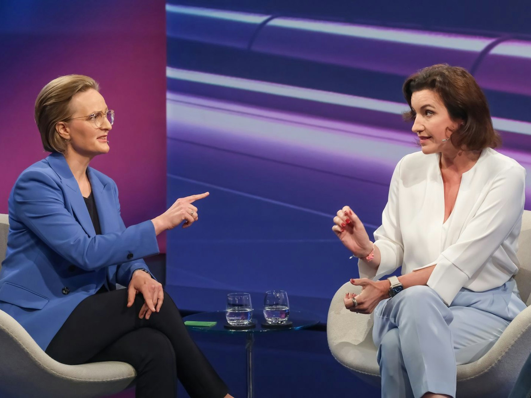 Grünen-Chefin Franziska Brantner machte Dorothee Bär von der CSU bei „Maischberger“ schwere Vorwürfe. (Bild: WDR/Oliver Ziebe)