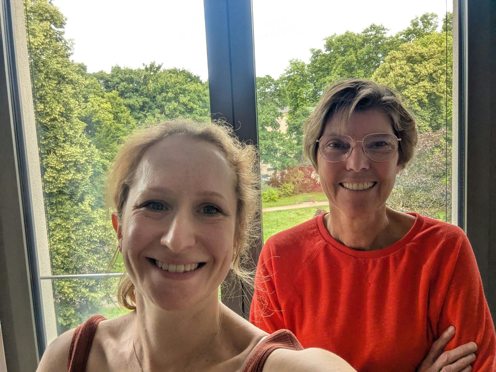 Laura Schmidl und Bettina Böttinger