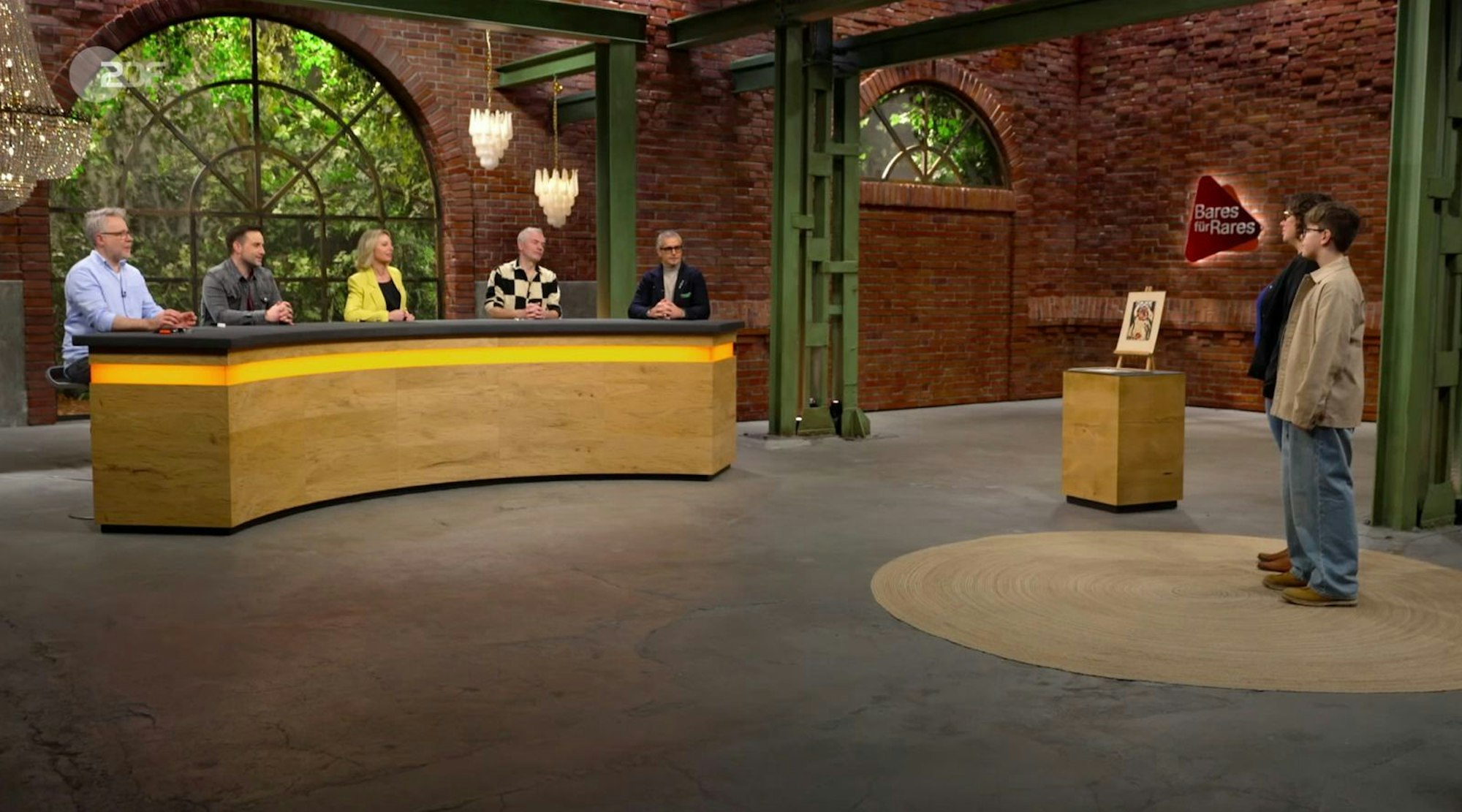 Im Händlerraum lief es schwerfällig für die Verkäufer - vor allem, weil das Bild schon mal ohne Zuschlag bei einer Auktion angeboten war. (Bild: ZDF)