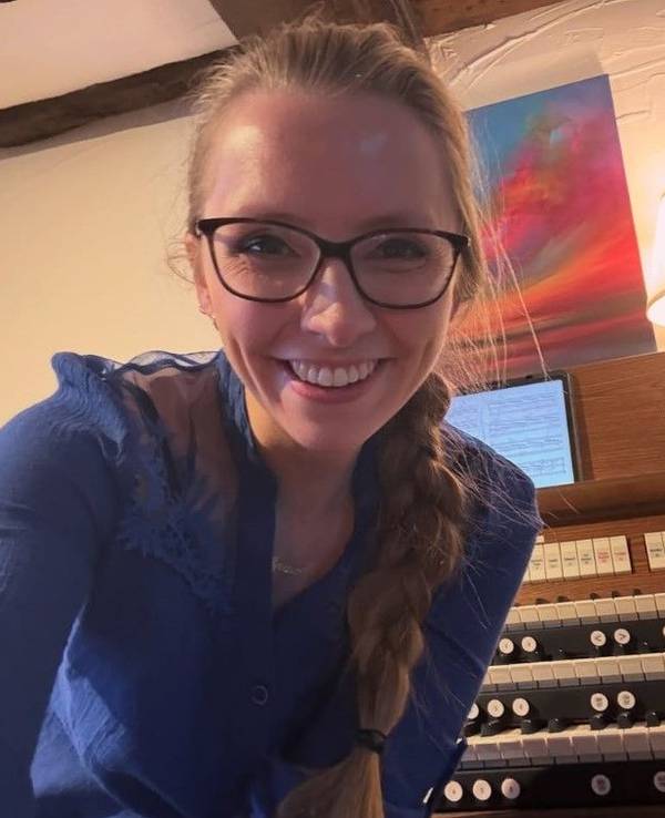 Anna Lapwood gilt als eine der besten Orgel-Spielerinnen der Welt.