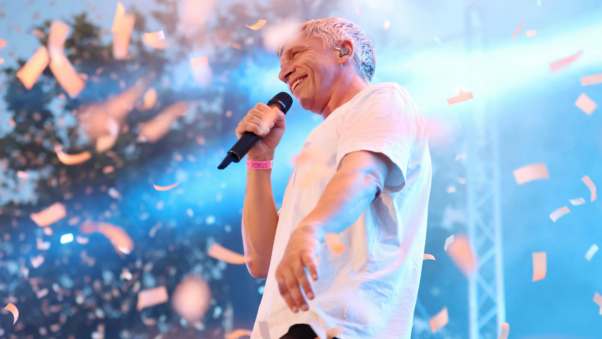 Die Band Kasalla mit Sänger Basti Campmann gehört zu den gefragtesten Gruppen im Kölner Karneval.