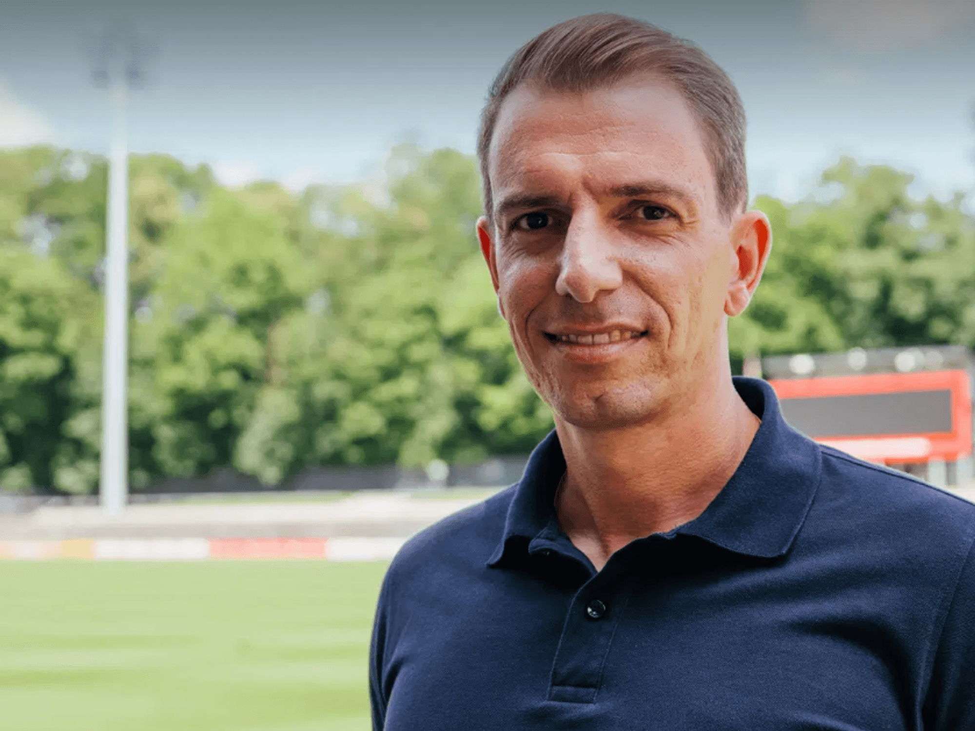 Markus Halfmann am Geißbockheim.