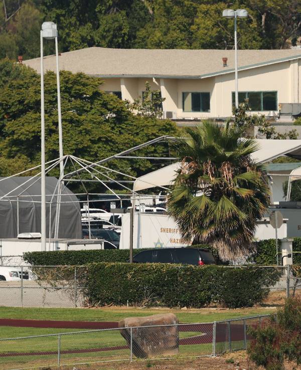 Bei einem „Zwischenfall“ in einer Polizeiausbildungsstätte in Los Angeles sind am Freitag drei Menschen ums Leben gekommen, teilte die US-Regierung mit.