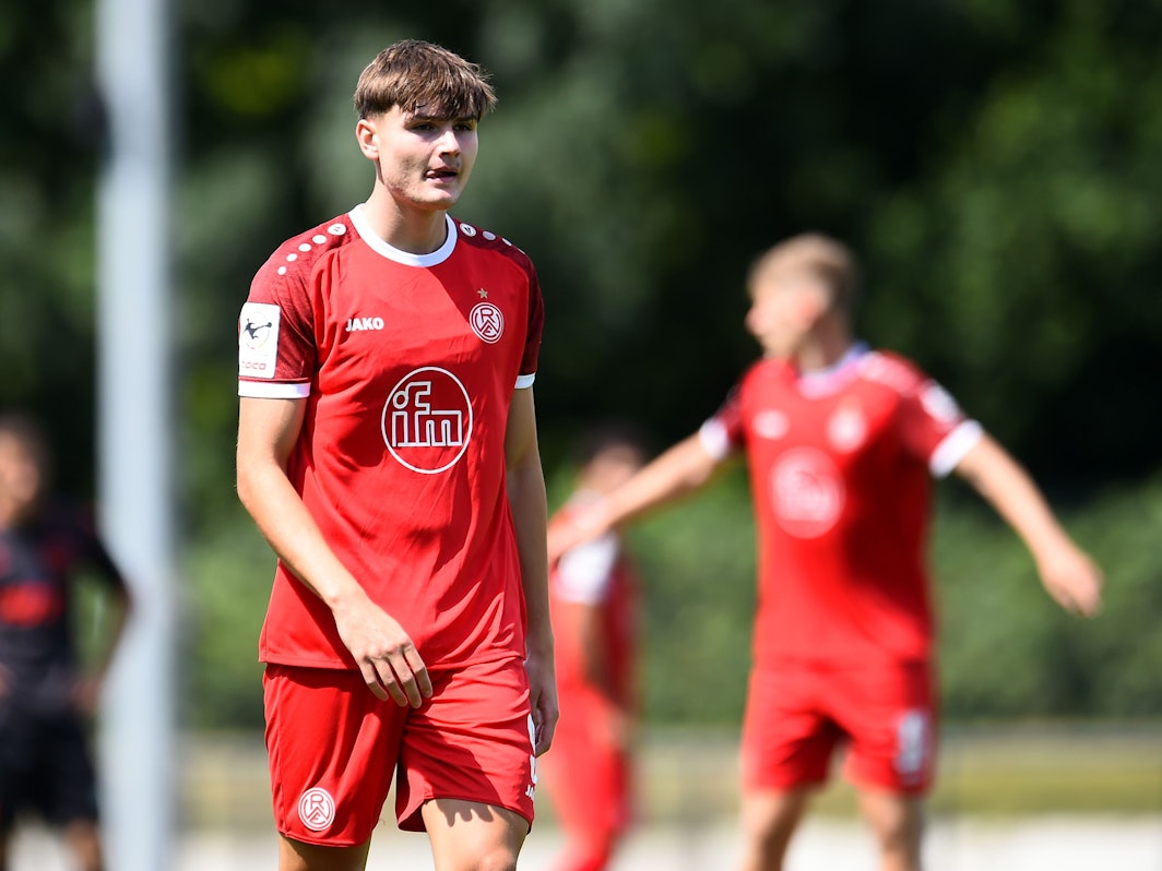 Jaka Cuber Potocnik im Trikot von Rot-Weiss Essen.