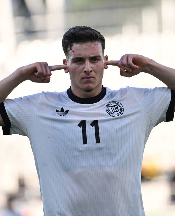 Said El Mala jubelt bei der U19-EM.
