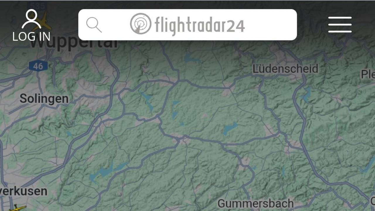 Auf einem Radar ist zu sehen, wie der Airbus eine Kehrtwende gemacht hat. .