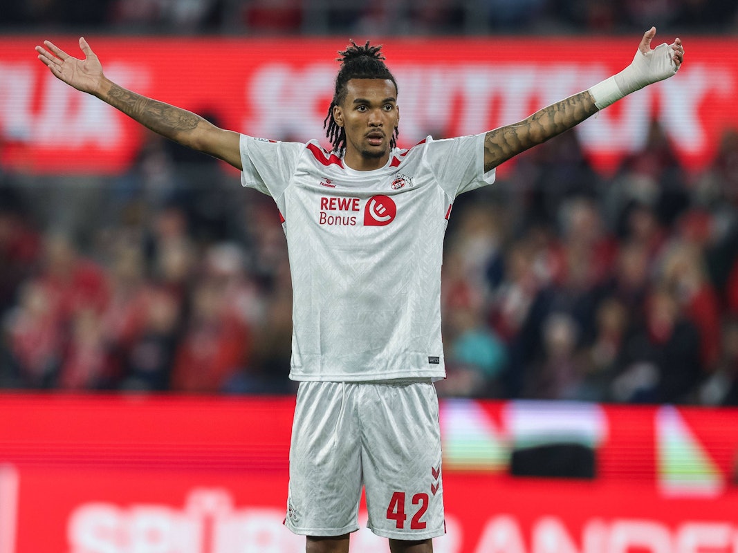 Damion Downs im Spiel gegen Jahn Regensburg.