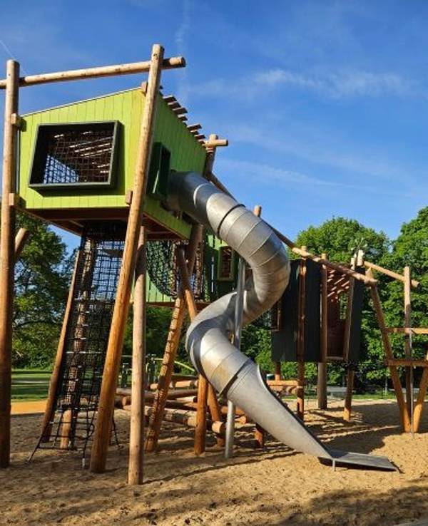 Der neue Spielplatz im Johannes-Giesbert-Park